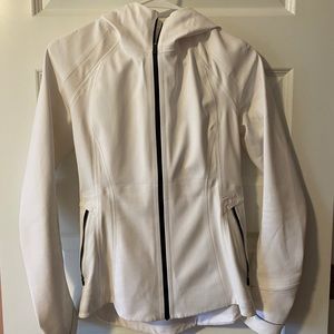Lululemon Cross Chill Jacket